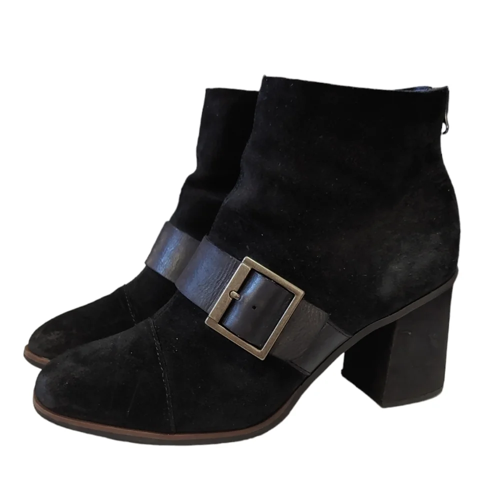 Kork Ease Black Suede Square Toe Buckle Ankle Heels Booties Women's Size 9.5 - Picture 3 of 11